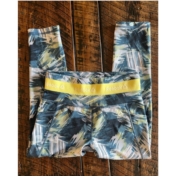 Reebok printed revolve high rise athletic leggings size small - Picture 1 of 10